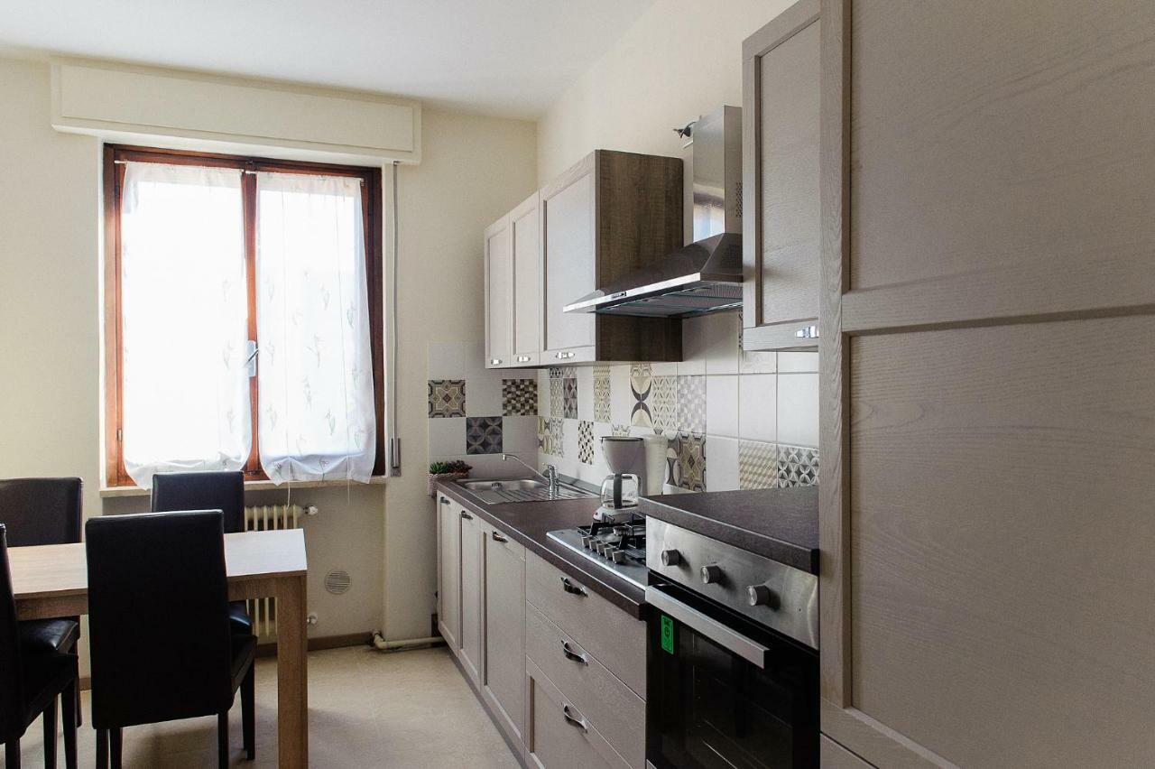 Da Olga Apartment Desenzano del Garda Ngoại thất bức ảnh